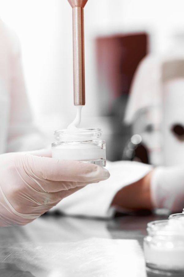 turkiyede-kozmetik-markasi-kurmak-rehberi-daglar-kozmetik